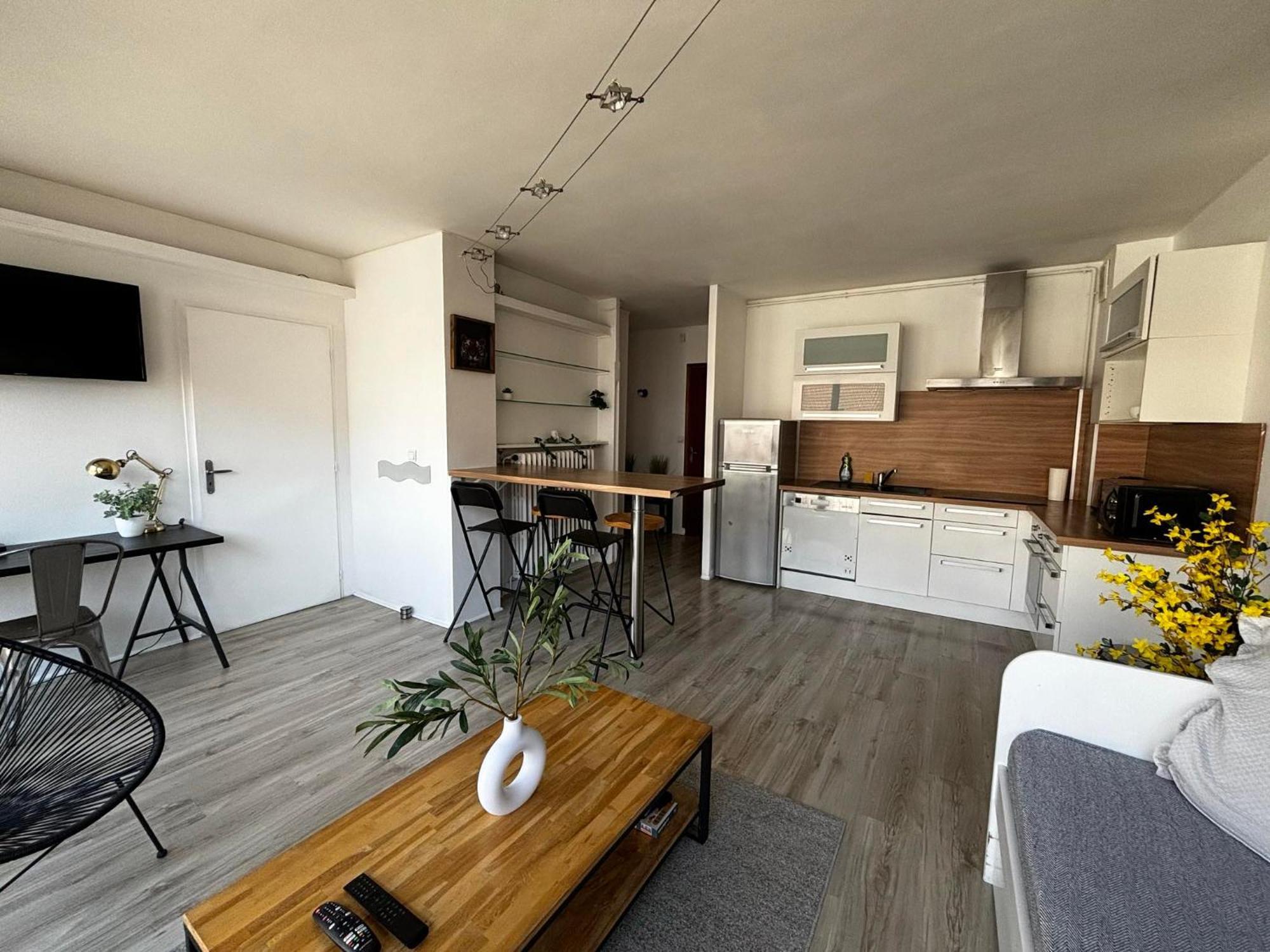 Appartement Hypercentre A 2 Min Du Lac Annecy Extérieur photo